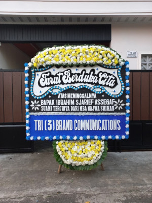Papan Bunga Duka di Sendangmulyo